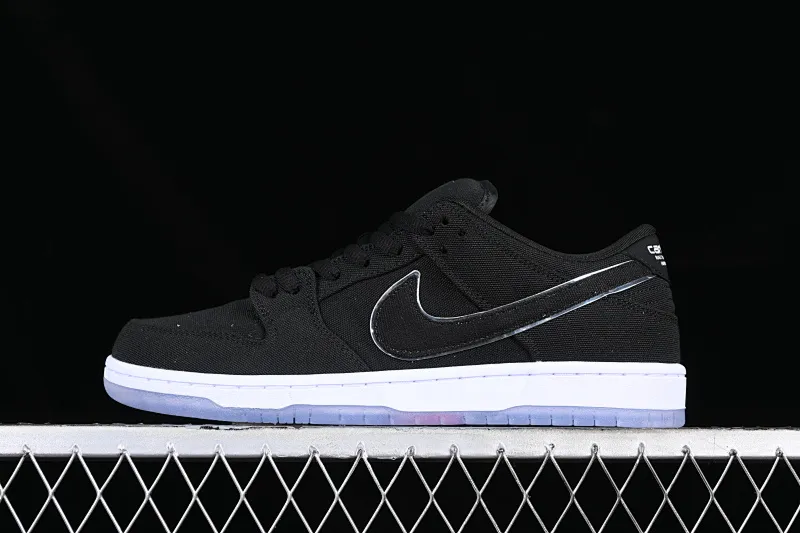 All categories Nk SB Dunk Series Nk SB Dunk Low low-top sneakers Eminem x Carhartt x Nk Dunk SB three-party joint brand electroplated black silver SB low-top casual sneakers FN4193-013